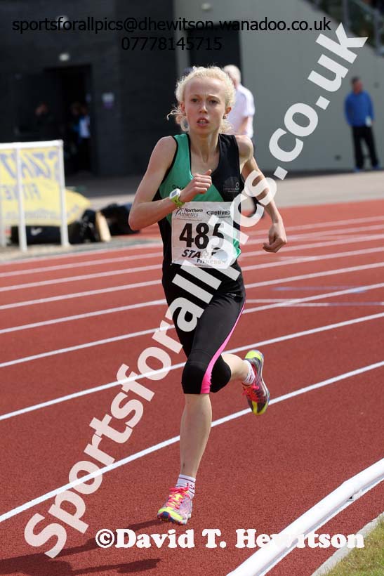 Under-17 womens 1500 metres. Photo: David T. Hewitson/Sports for All Pics